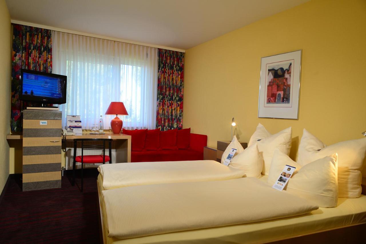 Roomingtons Lueneburger Heide Hodenhagen Exterior photo